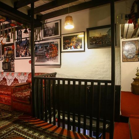 Traditional Newari Homestay Lalitpur Exteriör bild